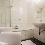 Carolines Appartement Warth - Bergblick, Terrasse, 2 Min Fussweg Bis Skilift & Tiefgarage - Ideal Fuer Familien Und Naturverbundene Paare *