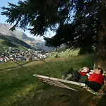 Carolines Appartement Warth - Bergblick, Terrasse, 2 Min Fussweg Bis Skilift & Tiefgarage - Ideal Fuer Familien Und Naturverbundene Paare Apartment *