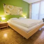 Carolines Appartement Warth - Bergblick, Terrasse, 2 Min Fussweg Bis Skilift & Tiefgarage - Ideal Fuer Familien Und Naturverbundene Paare Apartment Warth (Vorarlberg)