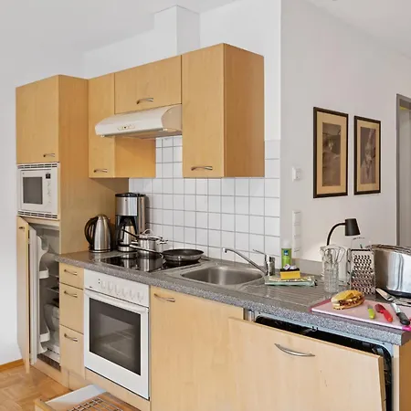 Lägenhet Carolines Warth - Bergblick, Terrasse, 2 Min Fussweg Bis Skilift & Tiefgarage - Ideal Fuer Familien Und Naturverbundene Paare